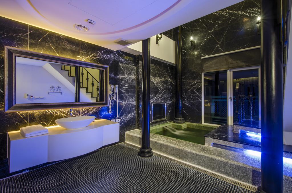 Ya Nold Fashion House Hotel Jiaoxi Eksteriør billede